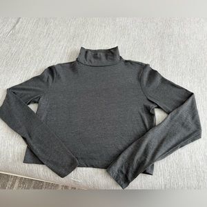 Dark gray light turtleneck